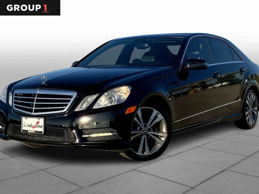 2013 Mercedes Benz E 350 Sport photo 1