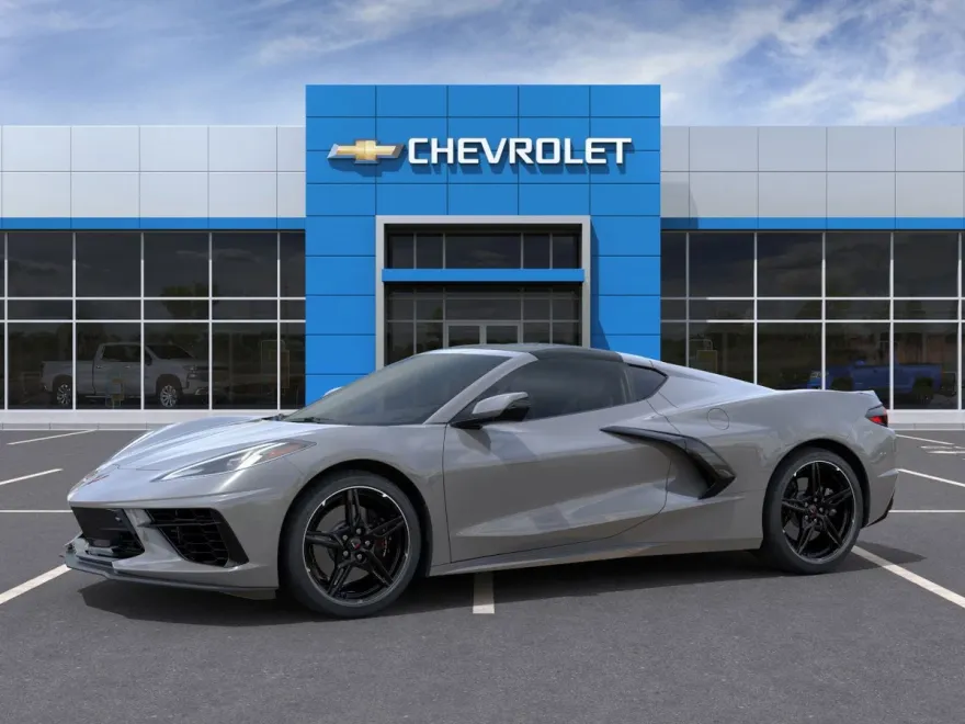 2024 Chevrolet Corvette Stingray 3LT photo 2