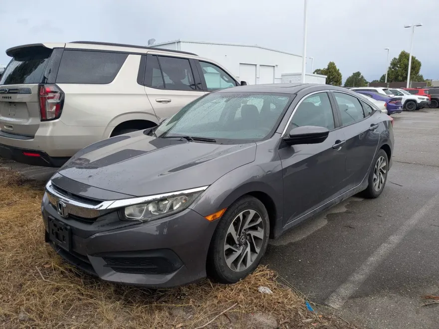 2017 Honda Civic EX photo 1