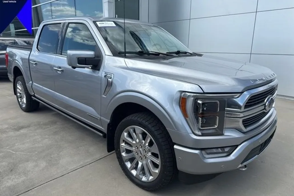 2023 Ford F-150 Limited photo 1