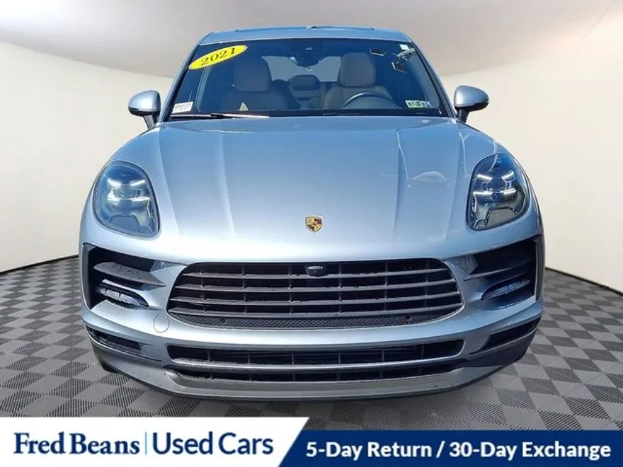 2021 Porsche Macan Base photo 1