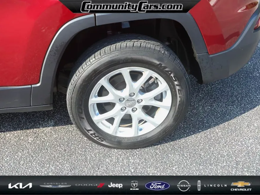 2014 Jeep Cherokee Latitude photo 1