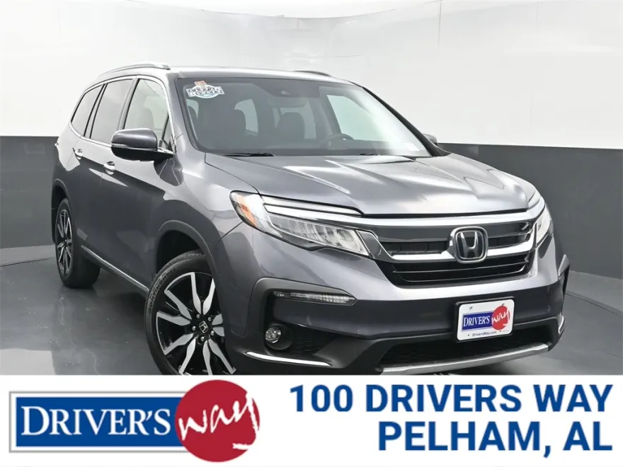 2022 Honda Pilot Touring photo 1