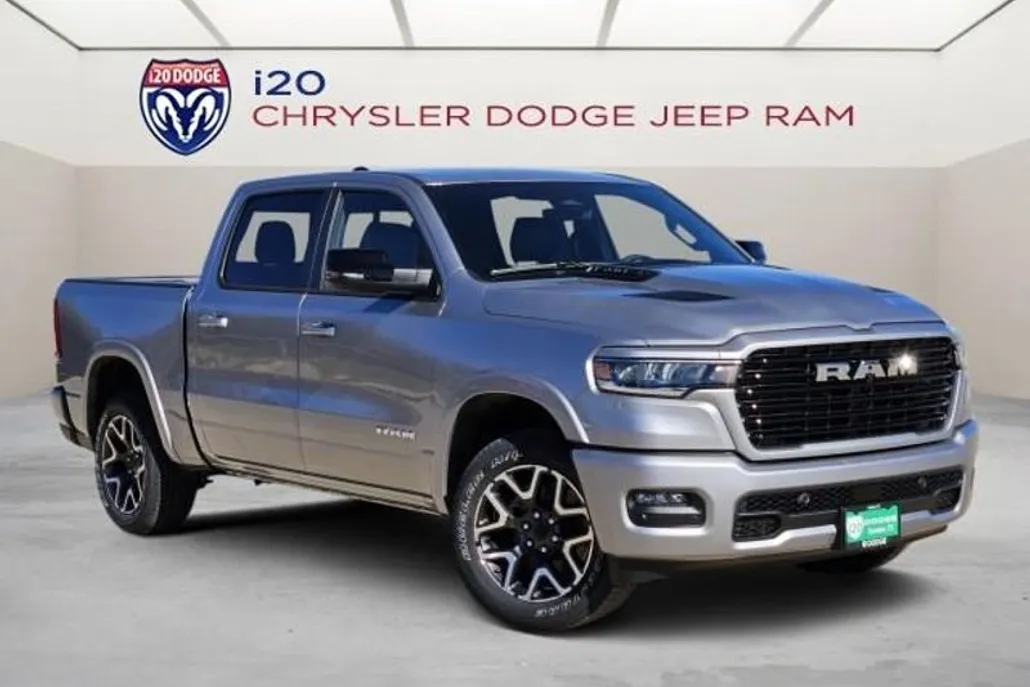 2025 Ram 1500 Laramie photo 1