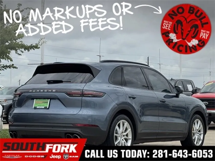 2019 Porsche Cayenne S photo 1