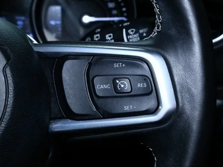 2022 Jeep Wrangler Unlimited Sahara High Altitude 4xe photo 22
