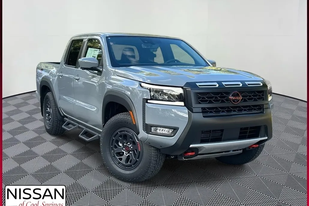 2026 Nissan Frontier PRO-4X photo 1