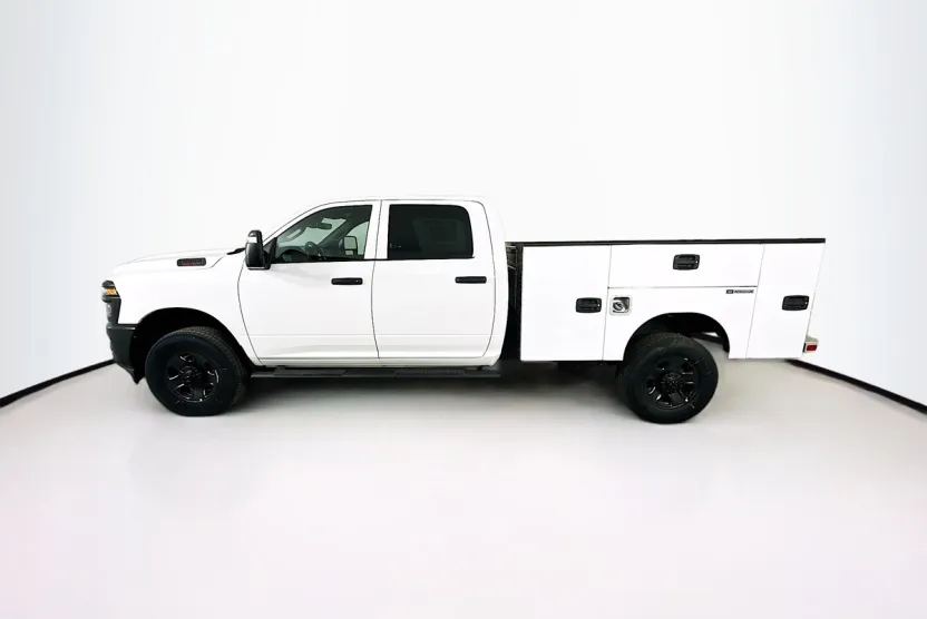 2025 Ram 2500 Tradesman photo 1
