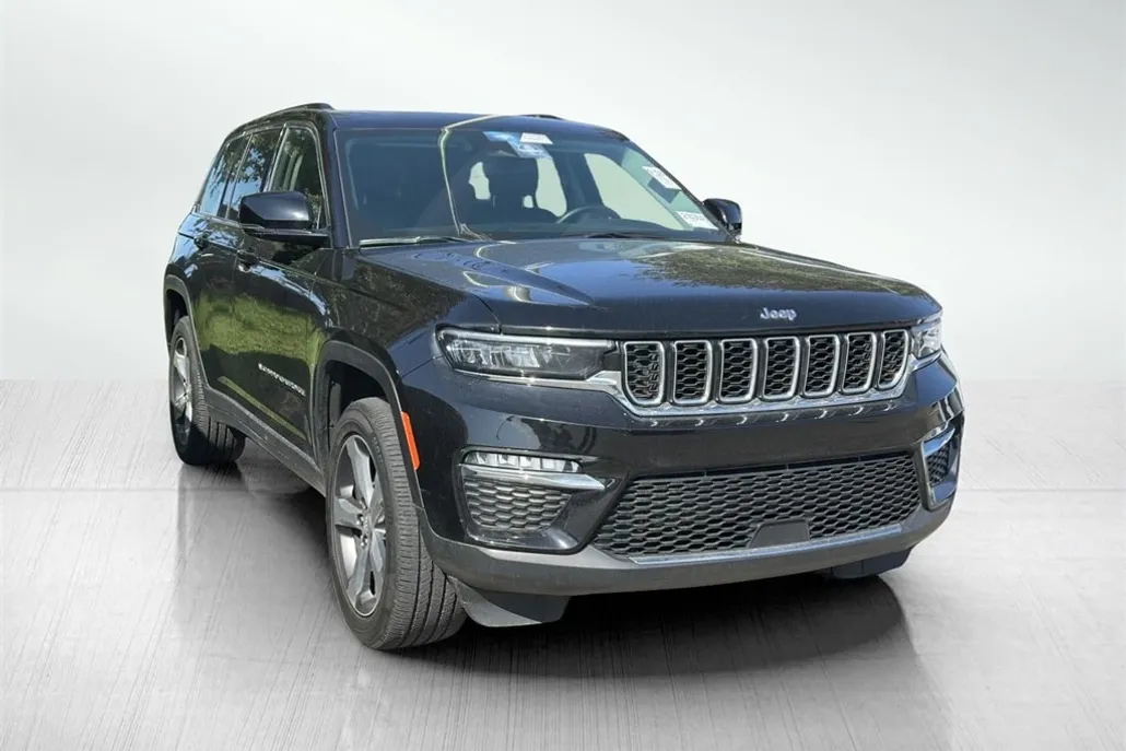 2022 Jeep Grand Cherokee Summit Reserve photo 1