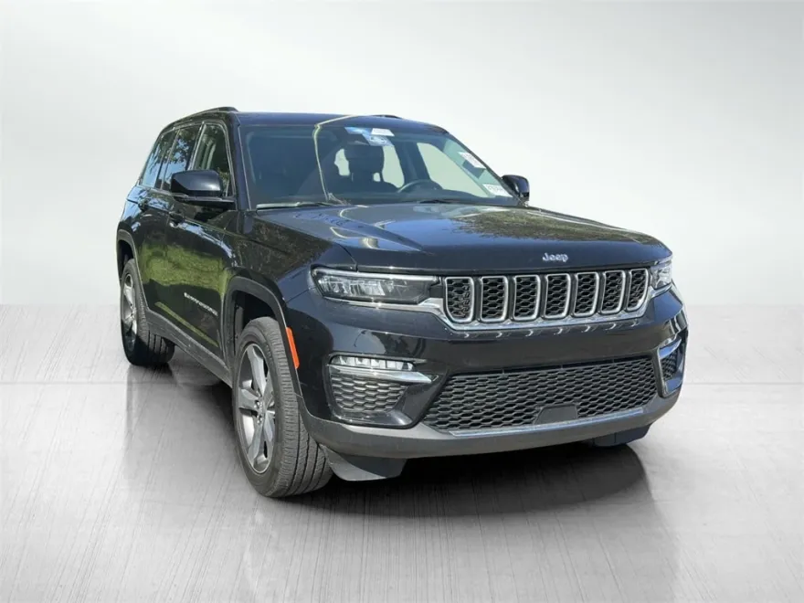 2022 Jeep Grand Cherokee Summit Reserve photo 1