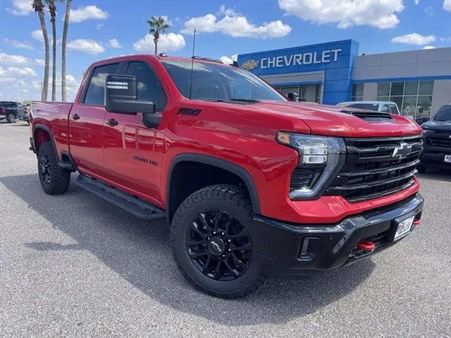 2026 Chevrolet Silverado 2500HD LT photo 1