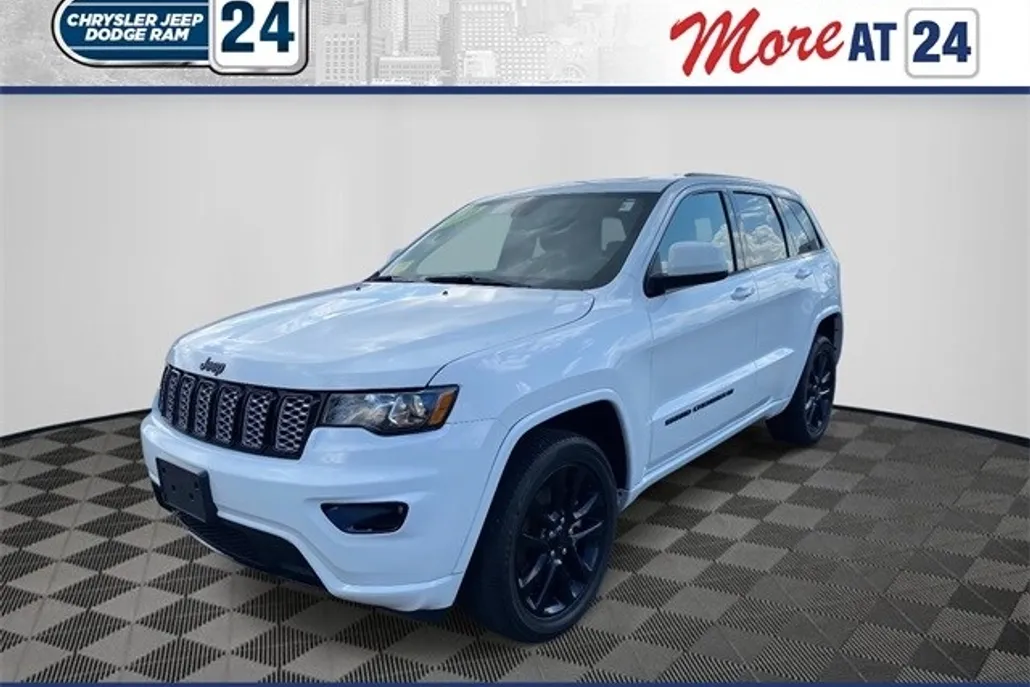 2022 Jeep Cherokee Laredo X photo 1