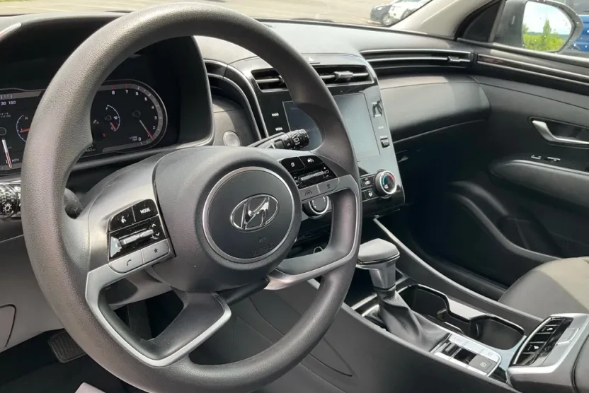 2022 Hyundai Tucson SEL photo 1