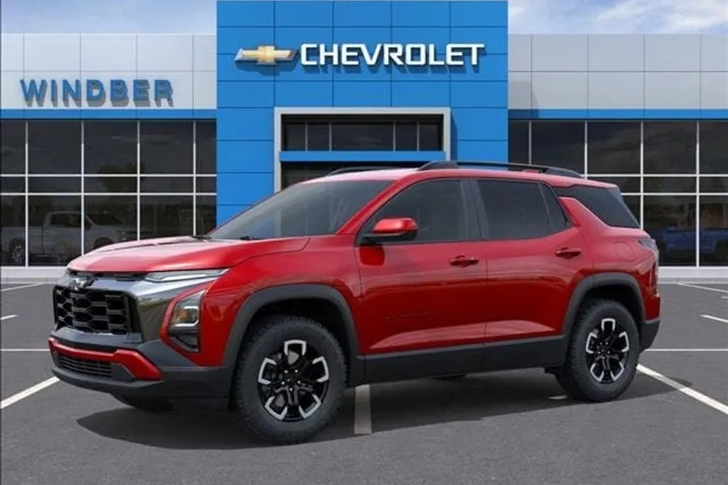 2026 Chevrolet Equinox ACTIV photo 1