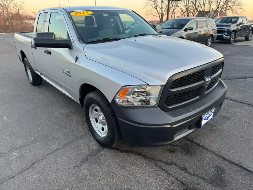 2017 Ram 1500 Tradesman photo 1