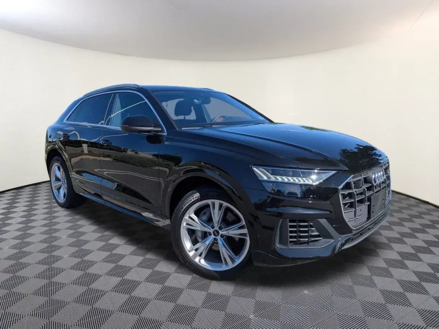 2023 Audi Q8 55 Premium photo 1