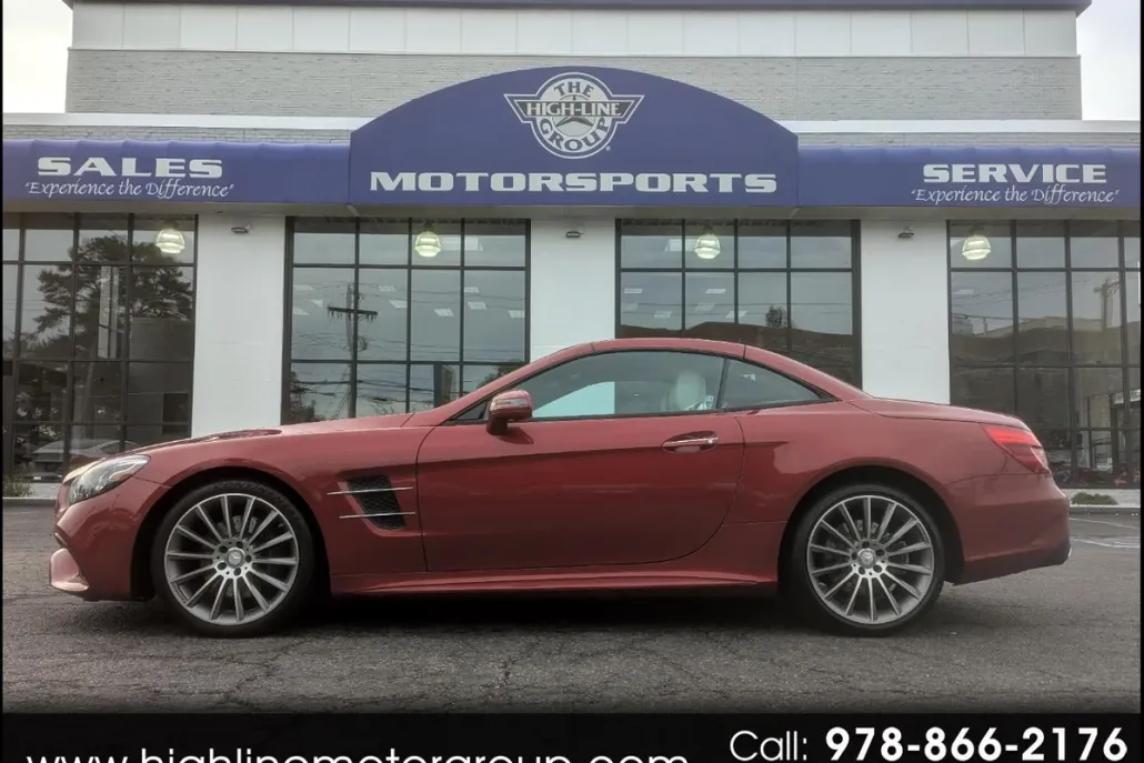 2017 Mercedes Benz SL 550 photo 1