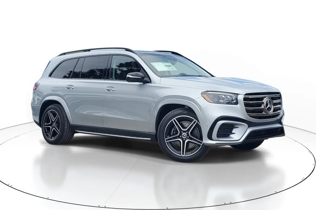 2026 Mercedes Benz GLS 450 4MATIC photo 1