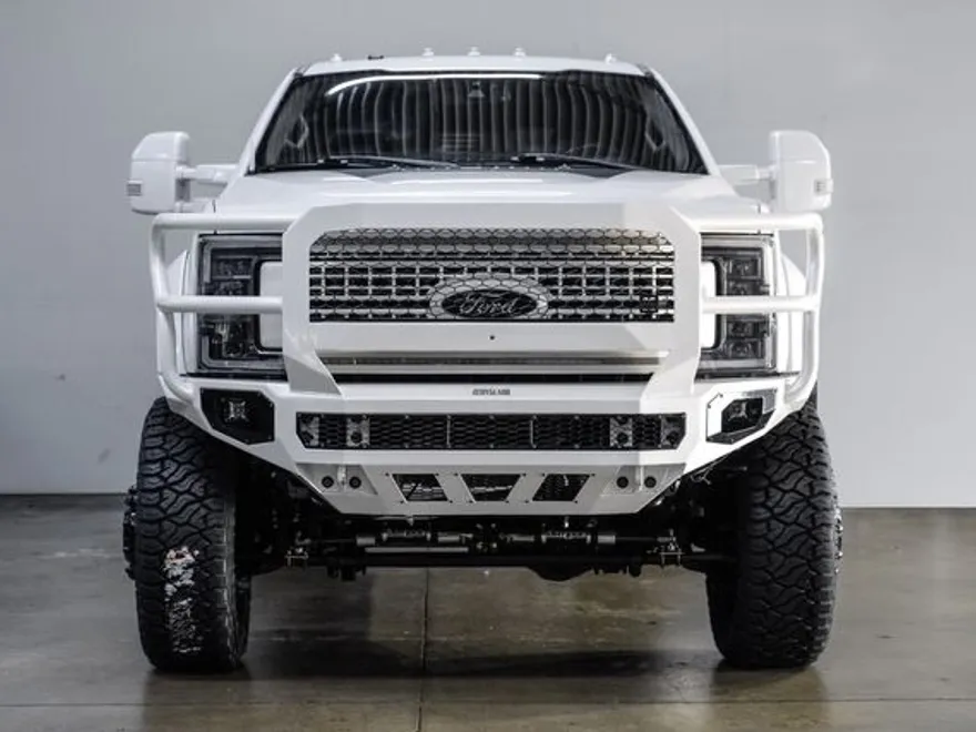 2017 Ford F-450 Lariat photo 1
