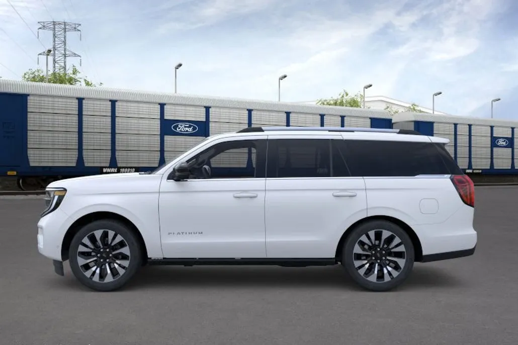 2025 Ford Expedition Platinum photo 1