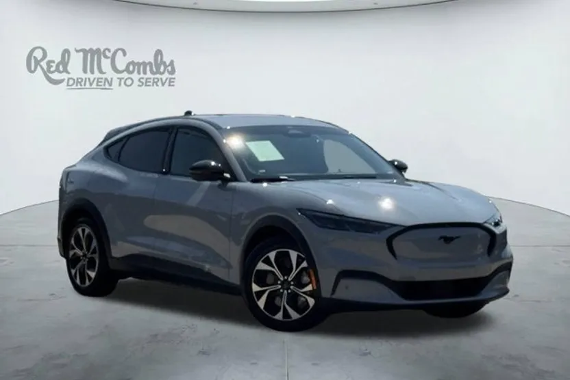 2025 Ford Mustang Mach-E Select photo 1