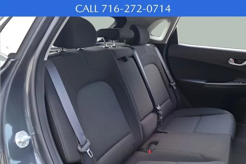 2023 Hyundai Kona SEL photo 1