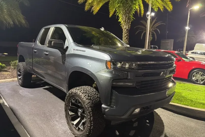 2020 Chevrolet Silverado 1500 RST photo 1