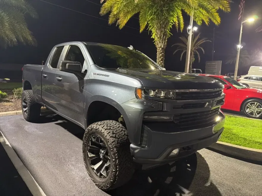 2020 Chevrolet Silverado 1500 RST photo 1