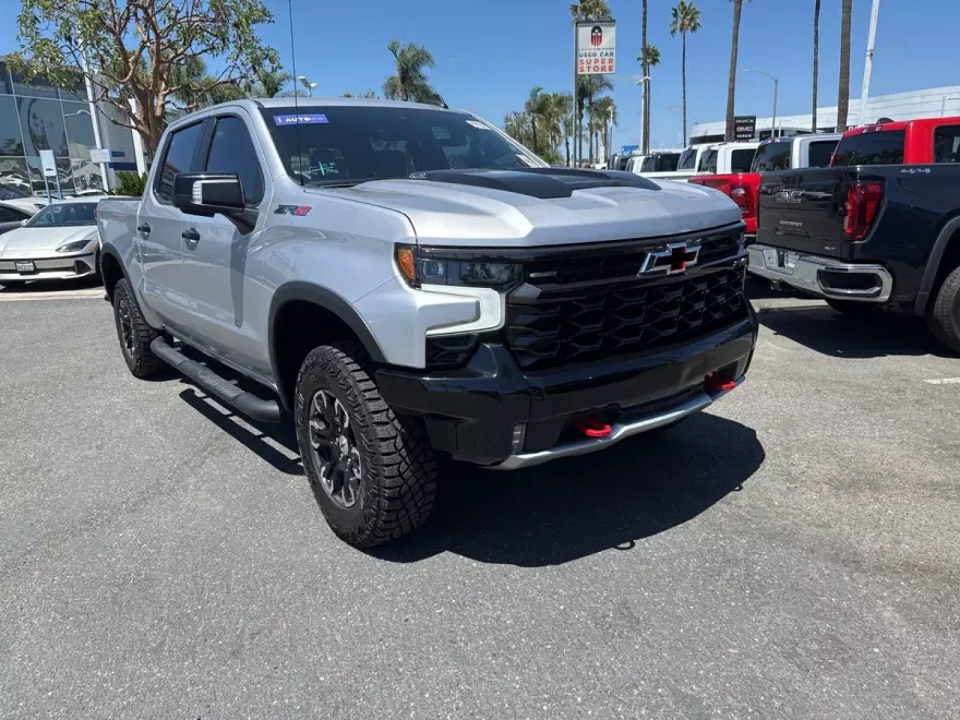 2022 Chevrolet Silverado 1500 ZR2 photo 1