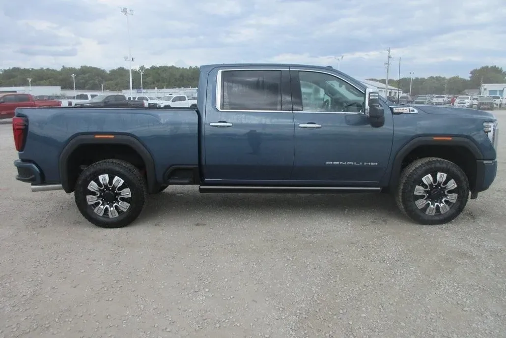 2025 Gmc Sierra 2500 HD Denali photo 1