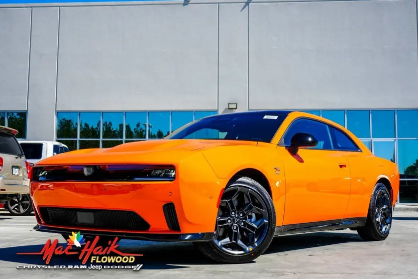 2025 Dodge Charger R/T AWD photo 1