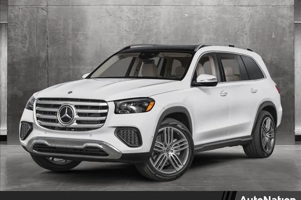 2025 Mercedes Benz GLS 450 4MATIC photo 1