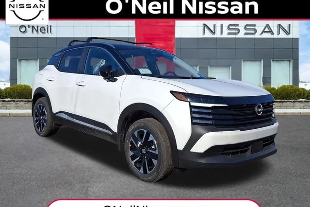 2025 Nissan Kicks SV photo 1