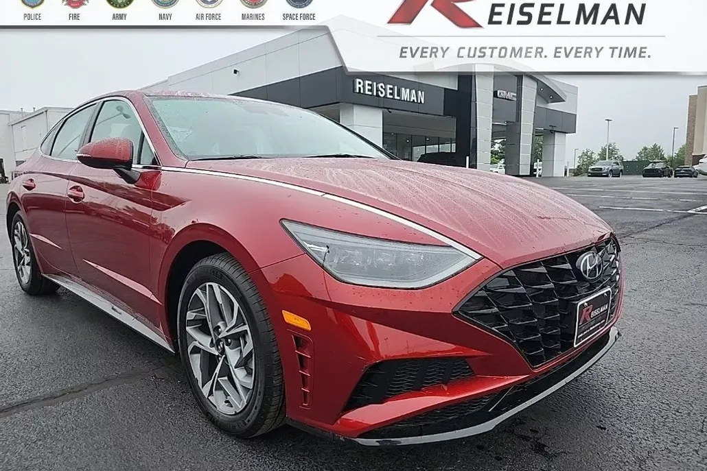 2023 Hyundai Sonata SEL photo 1