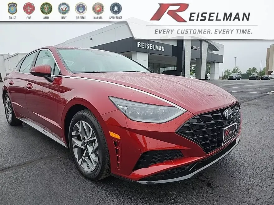 2023 Hyundai Sonata SEL photo 1