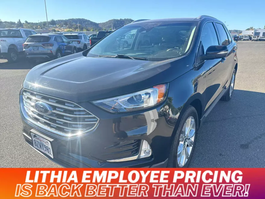 2020 Ford Edge Titanium photo 1