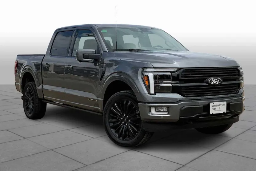 2025 Ford F-150 Platinum photo 1