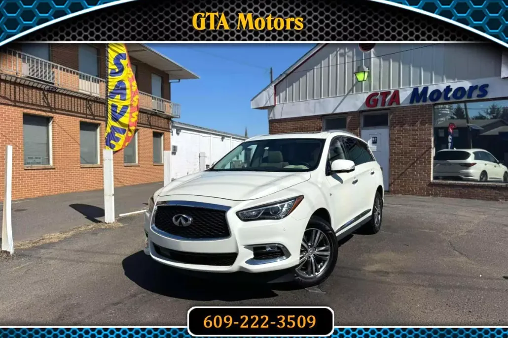 2017 Infiniti QX60 AWD photo 1