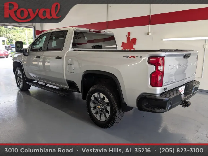 2023 Chevrolet Silverado 2500HD Custom photo 1