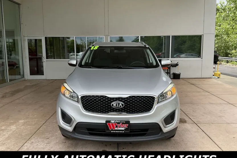2018 Kia Sorento LX photo 1