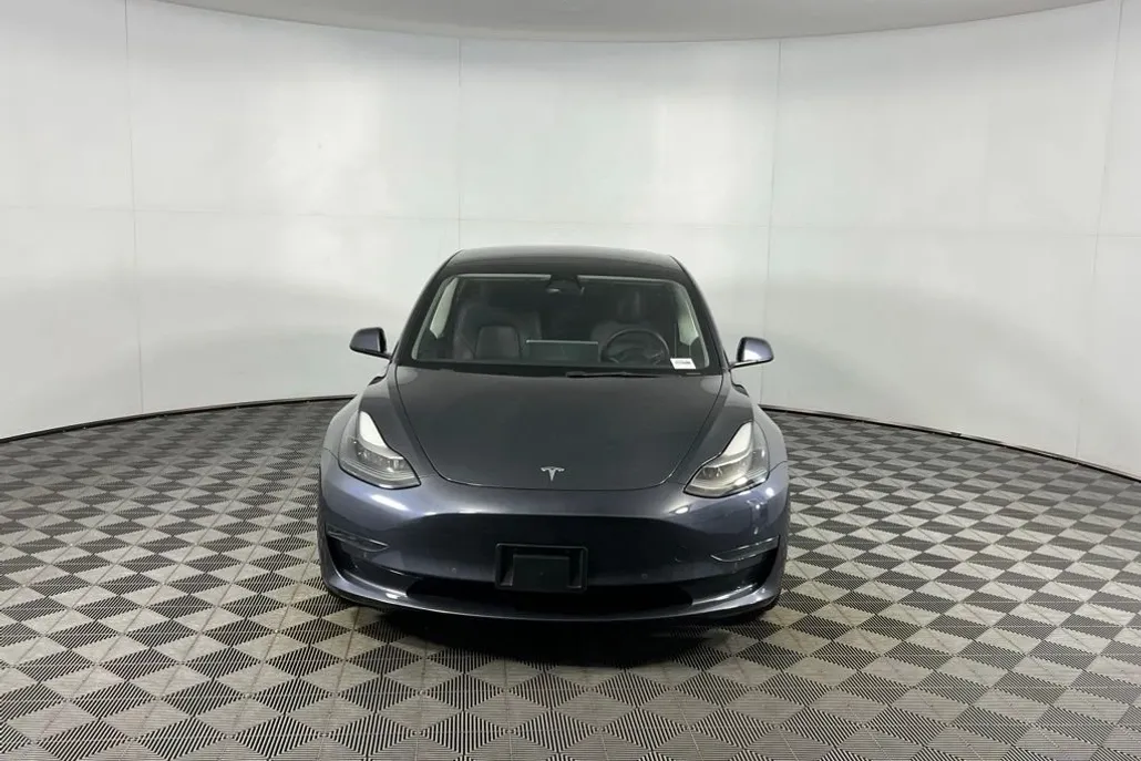 2022 Tesla Model 3 photo 1