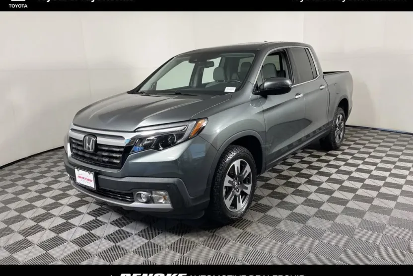 2017 Honda Ridgeline RTL-E photo 1