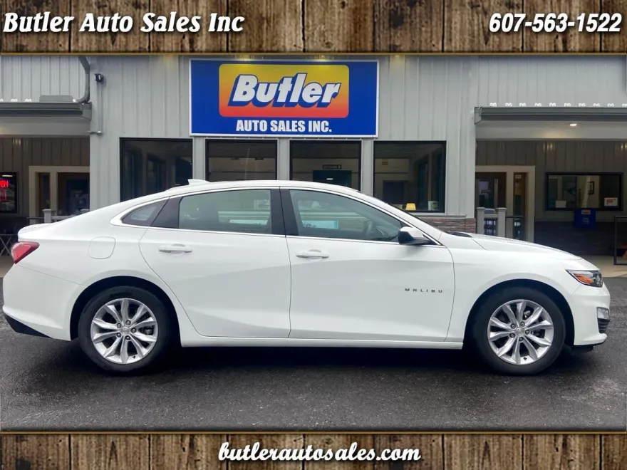 2022 Chevrolet Malibu 1LT photo 1