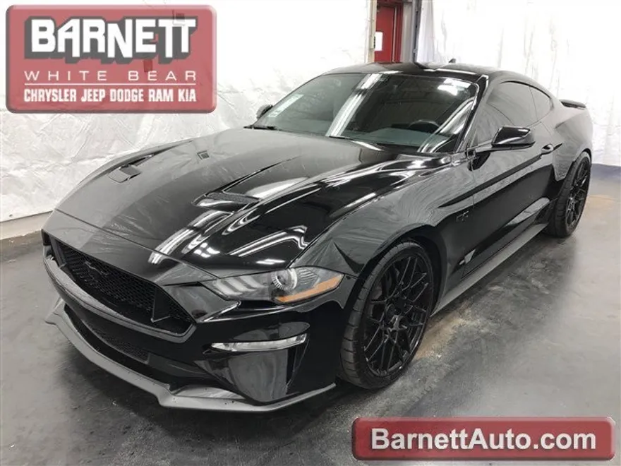 2022 Ford Mustang GT photo 1