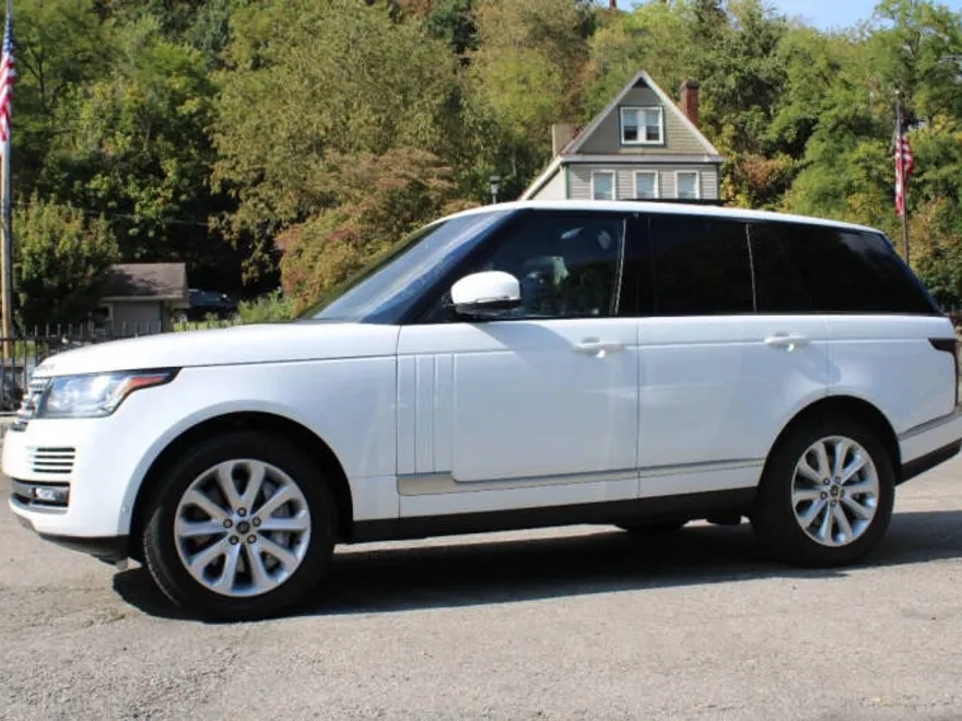 2013 Land Rover Range Rover HSE photo 1