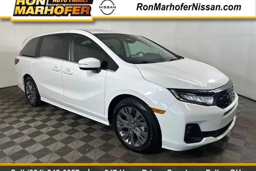 2025 Honda Odyssey Touring photo 1