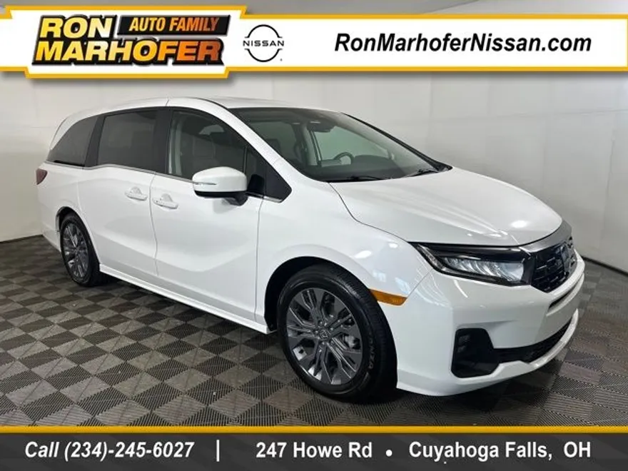 2025 Honda Odyssey Touring photo 1