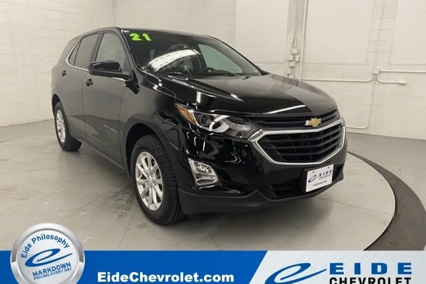 2021 Chevrolet Equinox LT photo 1