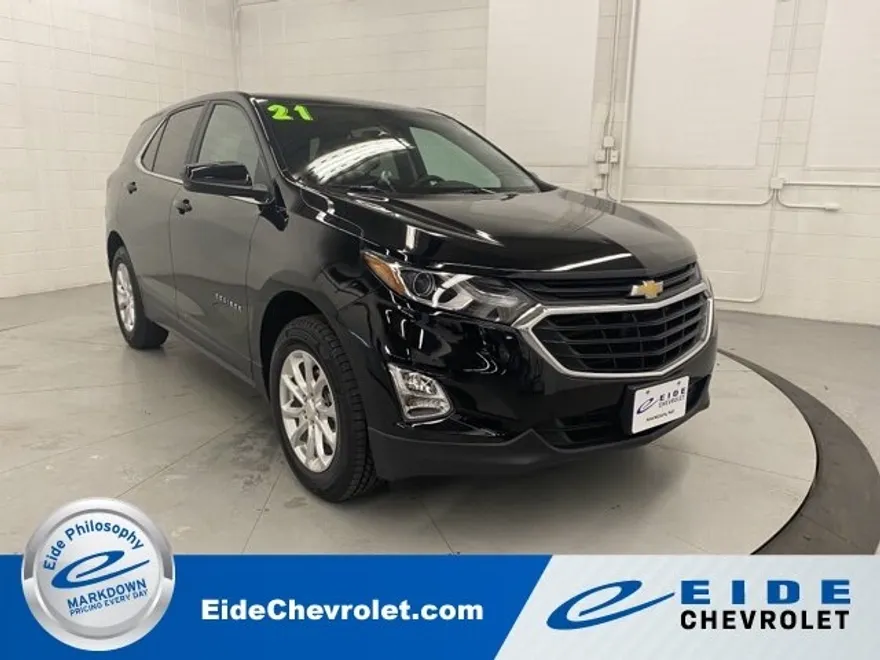 2021 Chevrolet Equinox LT photo 1