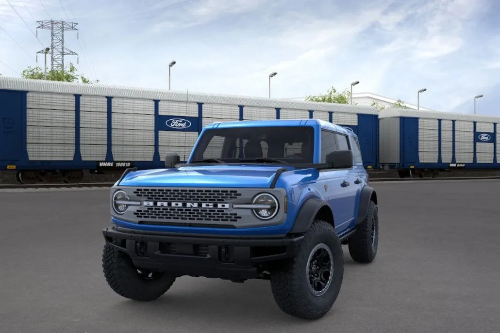 2025 Ford Bronco Badlands photo 1